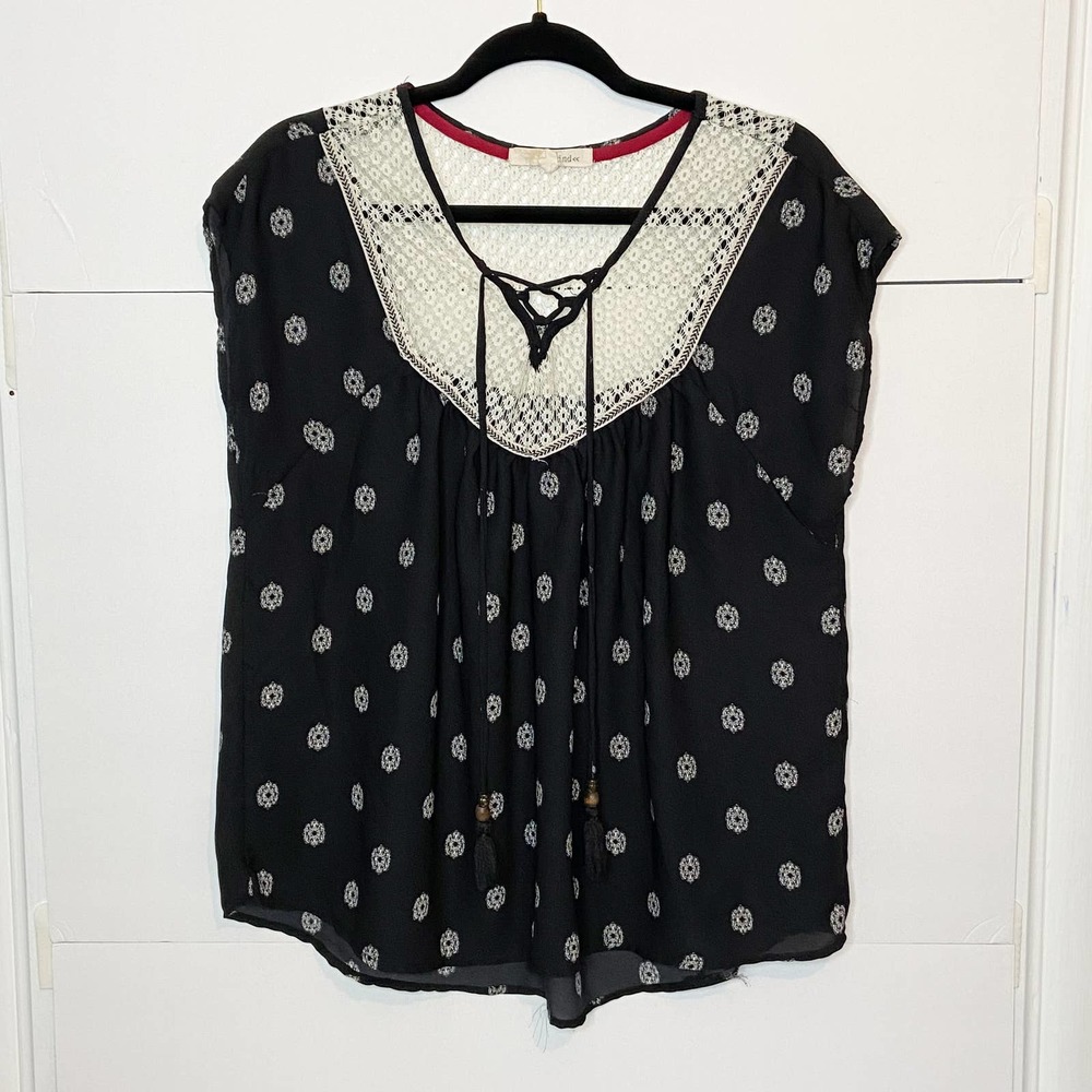 Rewind black blouse, black and white patterned blouse, lace accented blouse